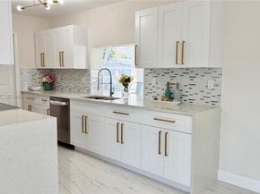 4731 NW 11th St, Lauderhill FL 33313