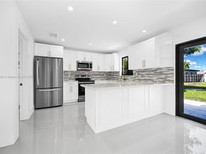 3420 SW 108th Ave, Miami FL 33165