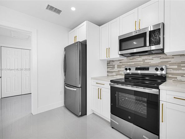 3420 SW 108th Ave, Miami FL 33165