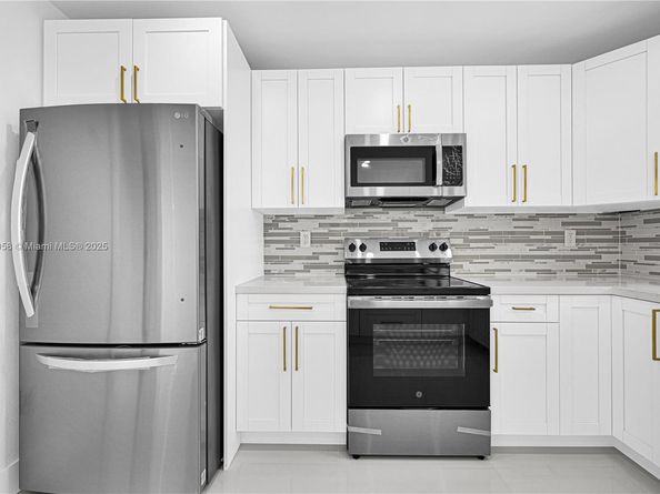 3420 SW 108th Ave, Miami FL 33165