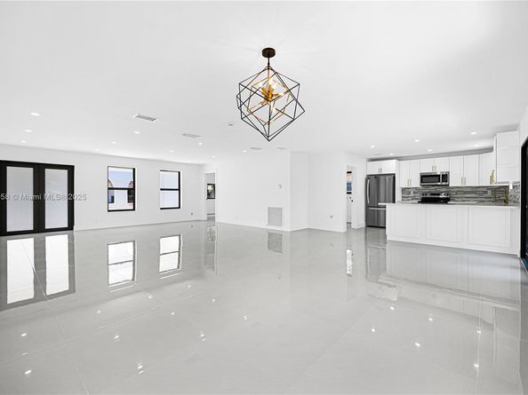 3420 SW 108th Ave, Miami FL 33165