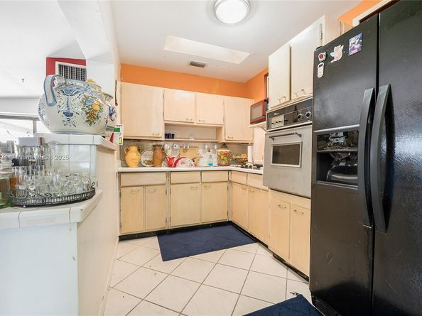 11351 SW 52nd Ter, Miami FL 33165