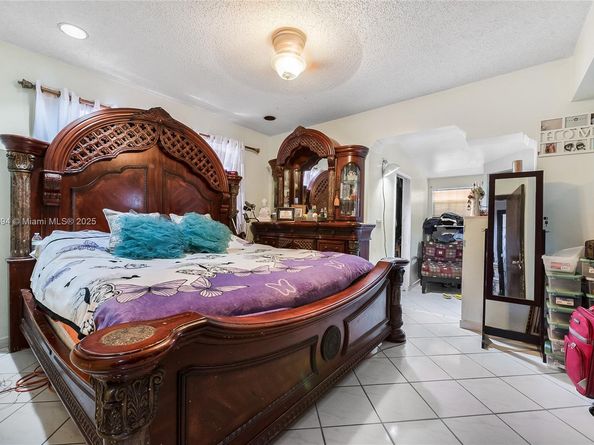 11351 SW 52nd Ter, Miami FL 33165