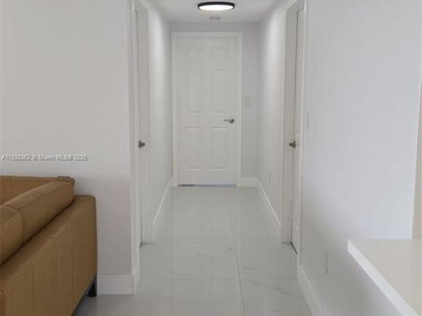 230 SW 117th Ter, Pembroke Pines FL 33025
