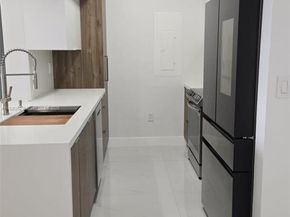 230 SW 117th Ter, Pembroke Pines FL 33025