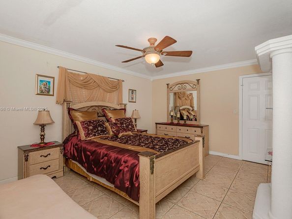 3990 NW 42nd Ave 302, Lauderdale Lakes FL 33319