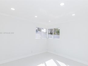 6610 Cody St, Hollywood FL 33024