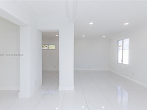 6610 Cody St, Hollywood FL 33024