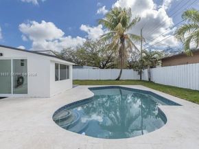 6610 Cody St, Hollywood FL 33024