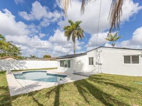 6610 Cody St, Hollywood FL 33024