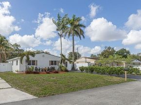 6610 Cody St, Hollywood FL 33024
