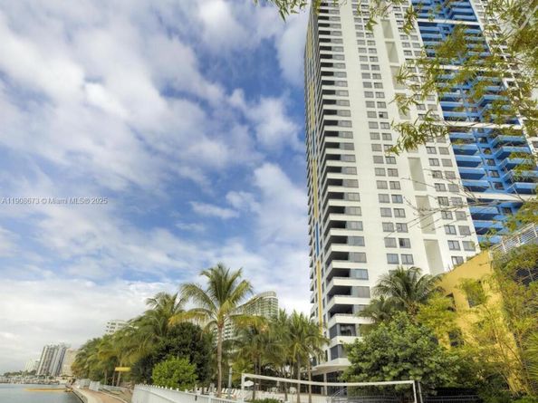 1330 West Ave 1511, Miami Beach FL 33139