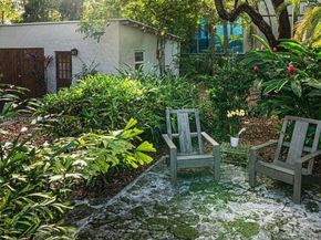 828 NW 9th Ave, Miami FL 33136