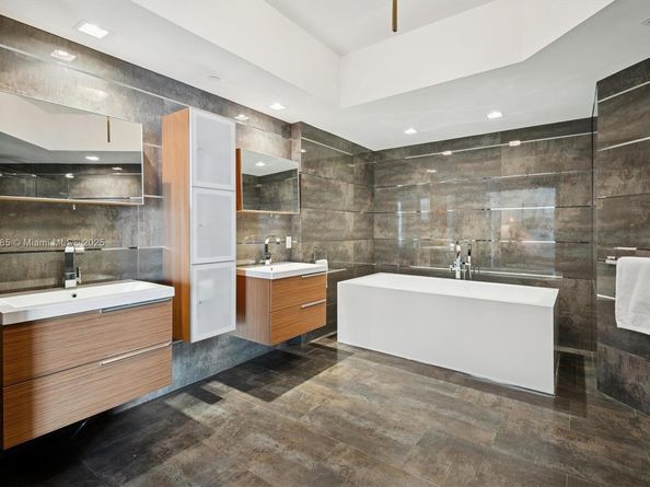 1700 S Ocean Blvd 20B, Lauderdale By The Sea FL 33062