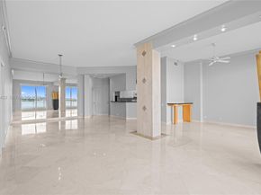 888 Brickell Key Dr 408, Miami FL 33131