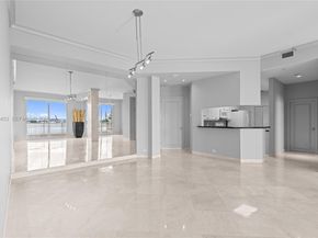 888 Brickell Key Dr 408, Miami FL 33131