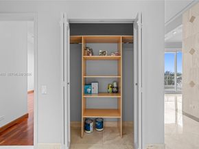 888 Brickell Key Dr 408, Miami FL 33131