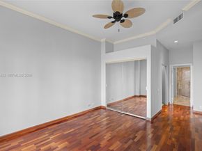 888 Brickell Key Dr 408, Miami FL 33131