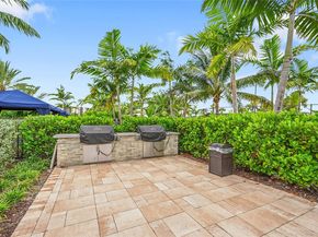 2340 Rollingwood Ct, Oakland Park FL 33309
