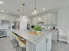 2340 Rollingwood Ct, Oakland Park FL 33309