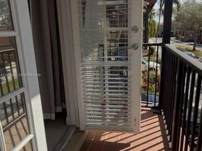 6959 Julia Gardens Dr, Coconut Creek FL 33073