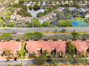 6959 Julia Gardens Dr, Coconut Creek FL 33073