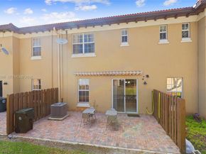 6959 Julia Gardens Dr, Coconut Creek FL 33073