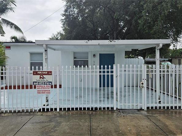 1720 NW 93rd Ter, Miami FL 33147