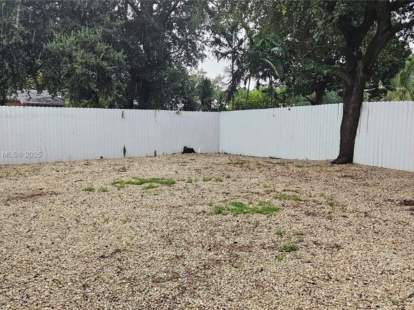 1720 NW 93rd Ter, Miami FL 33147