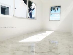 1013 NW 1st Ave, Hallandale Beach FL 33009