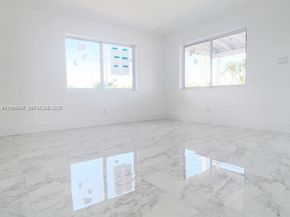 1013 NW 1st Ave, Hallandale Beach FL 33009