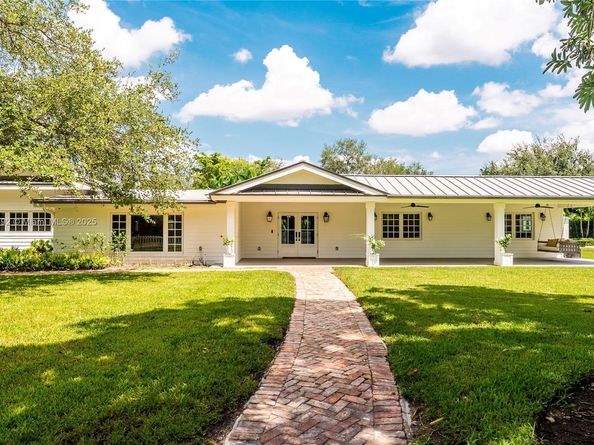 8845 SW 116th St, Miami FL 33176