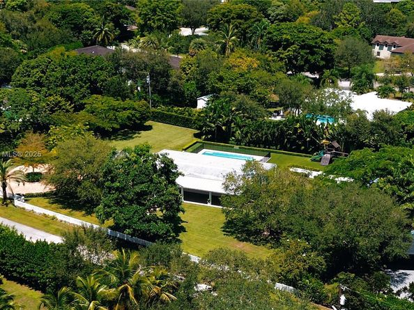 8845 SW 116th St, Miami FL 33176