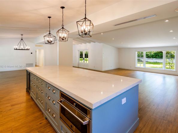 8845 SW 116th St, Miami FL 33176