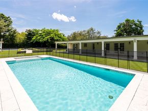 8845 SW 116th St, Miami FL 33176