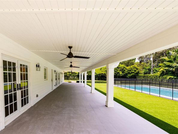 8845 SW 116th St, Miami FL 33176