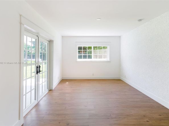 8845 SW 116th St, Miami FL 33176