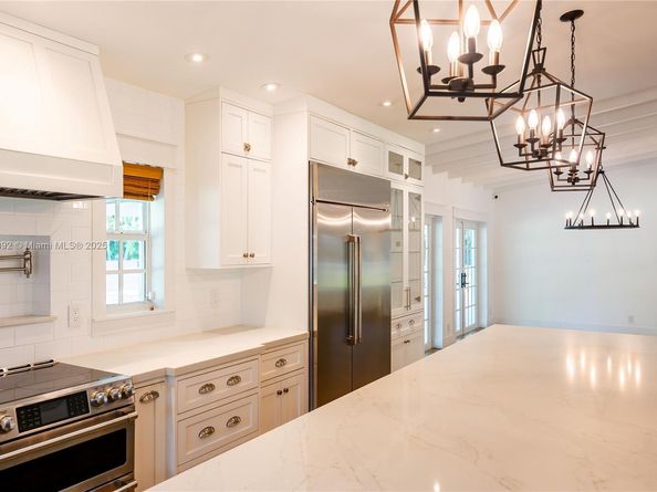 8845 SW 116th St, Miami FL 33176