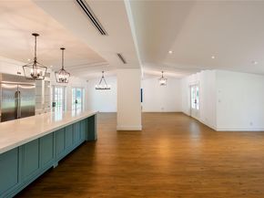 8845 SW 116th St, Miami FL 33176