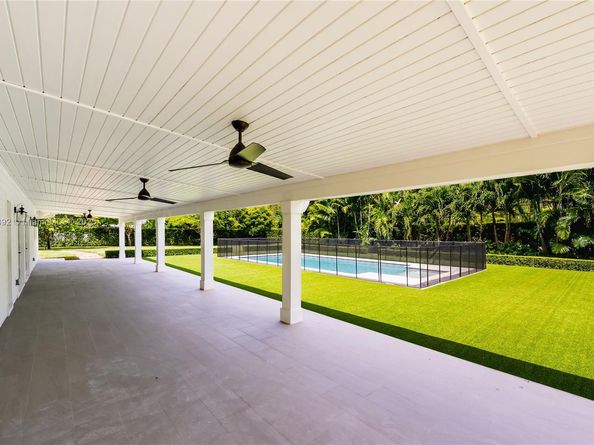 8845 SW 116th St, Miami FL 33176
