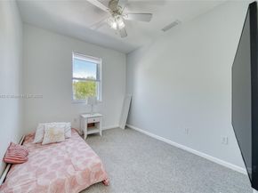 2101 NE 37th Ter, Homestead FL 33033