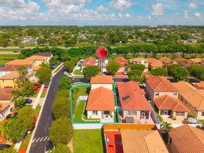 2101 NE 37th Ter, Homestead FL 33033
