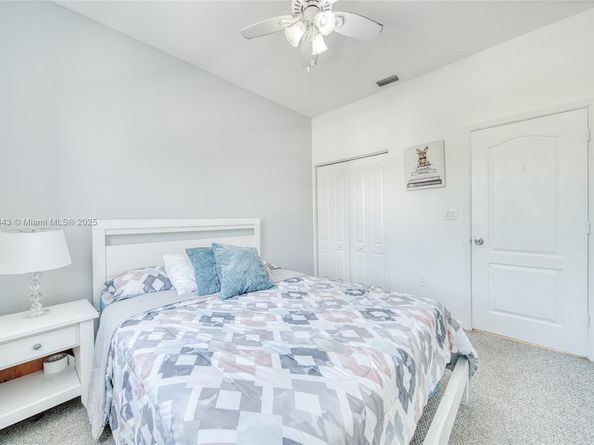 2101 NE 37th Ter, Homestead FL 33033
