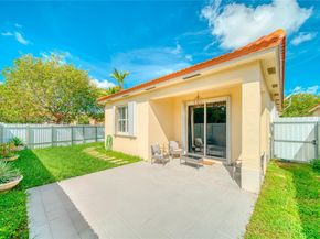 2101 NE 37th Ter, Homestead FL 33033