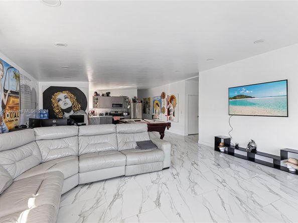 8221 Crespi Blvd, Miami Beach FL 33141