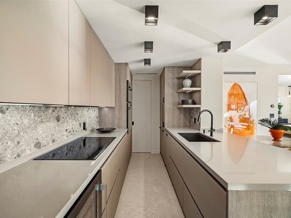 3 Island Ave 09H, Miami Beach FL 33139