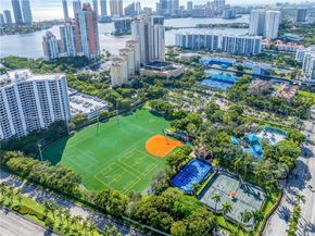 3131 NE 188th St PH11210, Aventura FL 33180