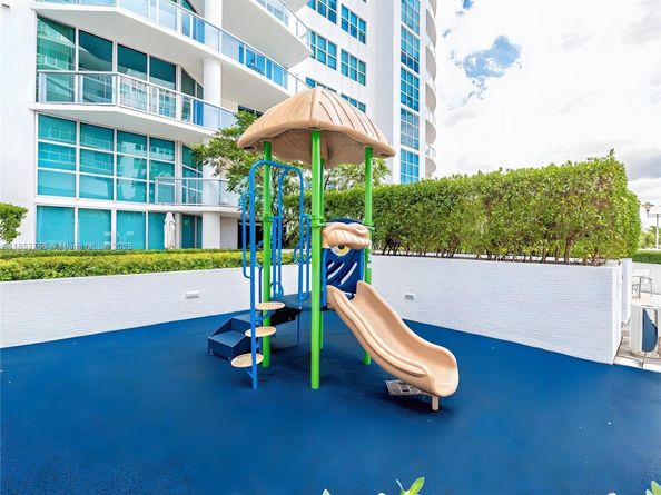 3131 NE 188th St PH11210, Aventura FL 33180