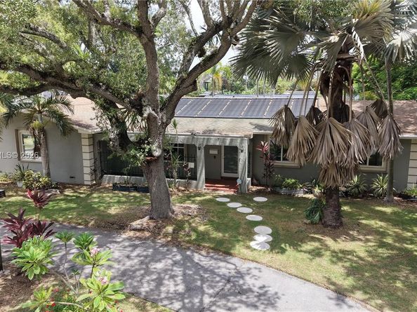 8331 SW 156th St, Palmetto Bay FL 33157
