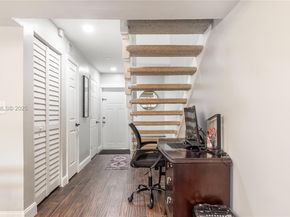 4289 N 76th Ave, Davie FL 33024